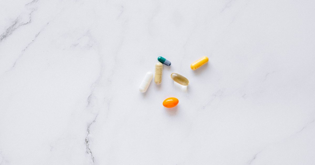 Dietary supplements storage guide — how long it lasts