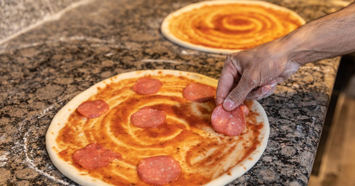 Frozen pizza storage guide — how long it lasts