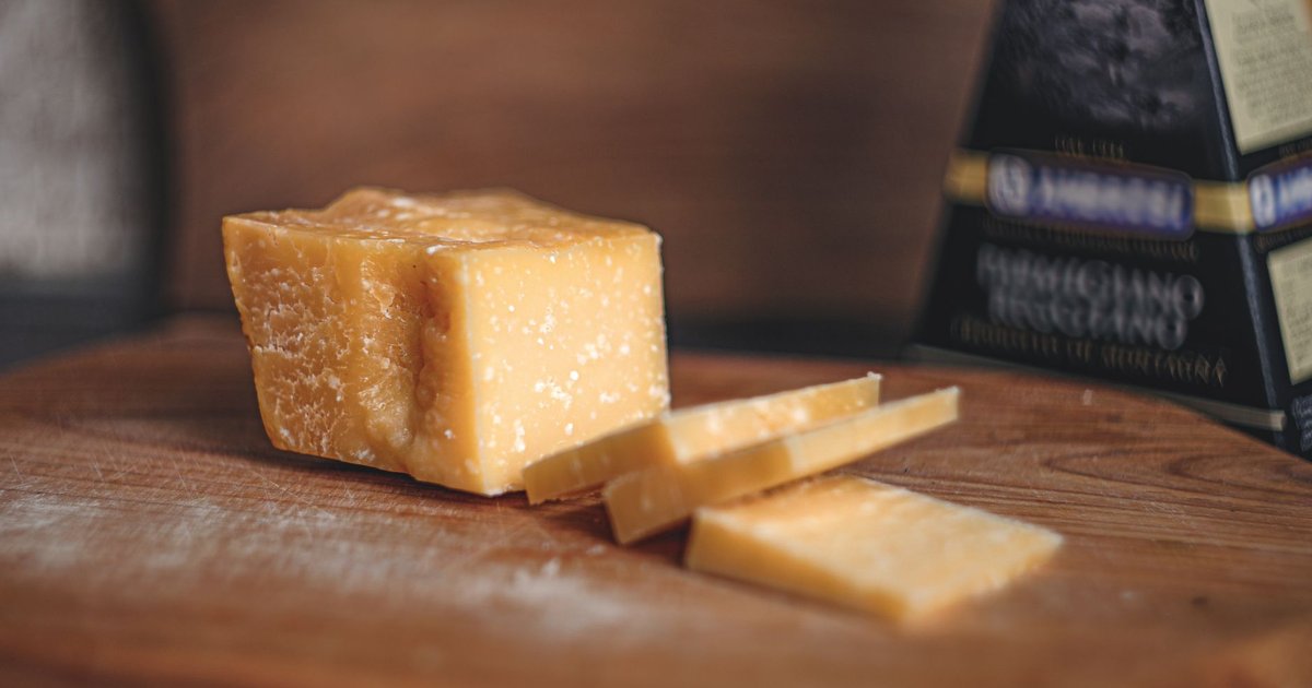 Hard cheese storage guide — how long it lasts