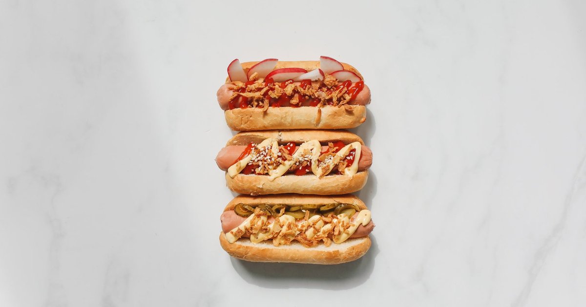 Hot dogs storage guide — how long it lasts
