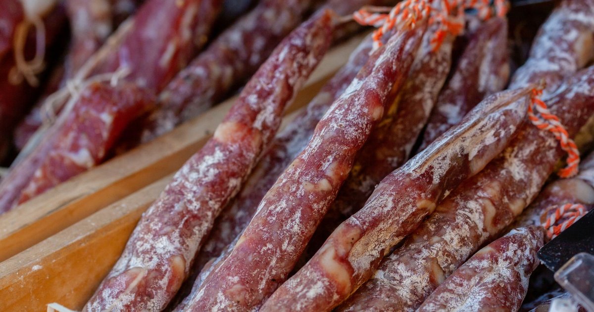 Pepperoni sticks storage guide — how long it lasts